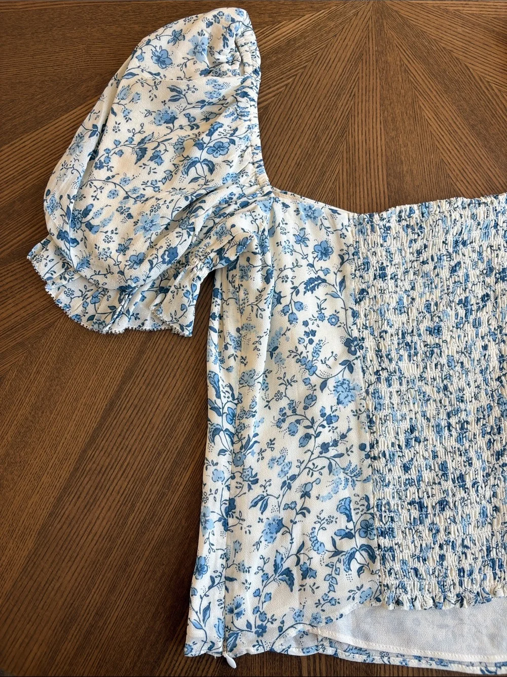 Reformation White and Blue Floral Puff-Sleeve Square-Neck Top